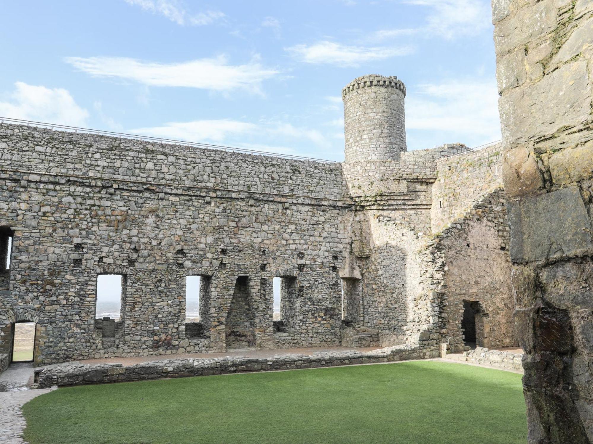 Harlech Apartments - Matholwch Extérieur photo